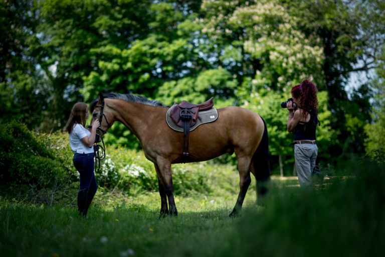 Horse Portrait Photographer Emma Ziff_Behind the scenes_05